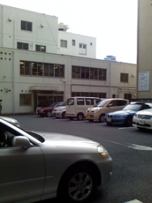 新宿法務局の駐車場