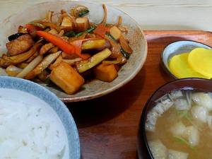 相談後の遅めのランチ