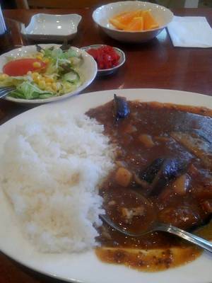 喫茶店ランチはナスカレー